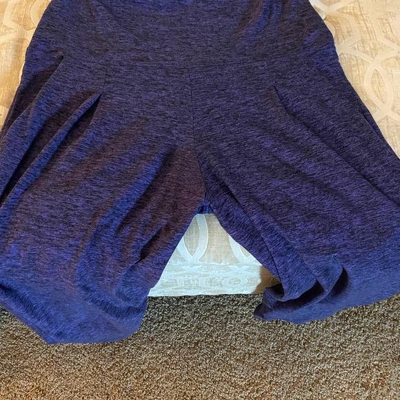 Athletic Pants: Triple Flip, XXL Reitmans Hyba Joggers, Women’s XXS - Picture 3 of 3